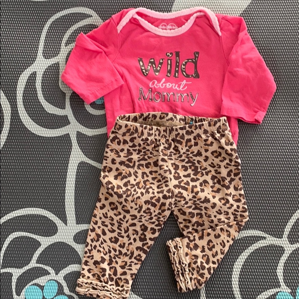 🎀Children’s place “Wild about mommy”outfit🎀